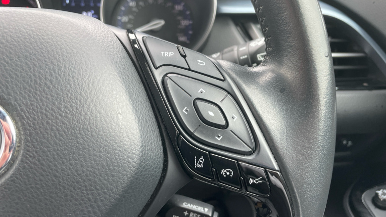 Toyota C-HR 1.8 Hybrid Design 5dr CVT Hybrid Hatchback